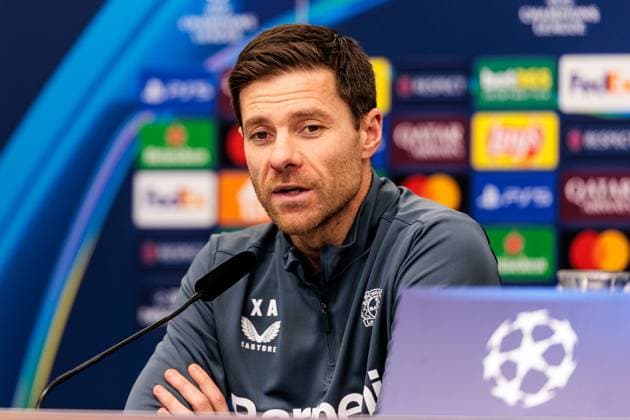UEFA Champions League: Abschlusstraining Bayer 04 Leverkusen; 09.12.2024 Xabi Alonso (Cheftrainer Bayer 04 Leverkusen) während der Pressekonferenz UEFA Champions League: Abschlusstraining Bayer 04 Leverkusen vor dem Spiel gegen Inter Mailand, Leverkusen, BayArena am 09.12.2024 Copyright: xBEAUTIFULxSPORTS Wunderlx