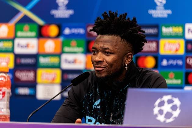UEFA Champions League: Abschlusstraining Bayer 04 Leverkusen; 09.12.2024 Edmond Tapsoba (Bayer 04 Leverkusen, 12) während der Pressekonferenz UEFA Champions League: Abschlusstraining Bayer 04 Leverkusen vor dem Spiel gegen Inter Mailand, Leverkusen, BayArena am 09.12.2024 Copyright: xBEAUTIFULxSPORTS Wunderlx