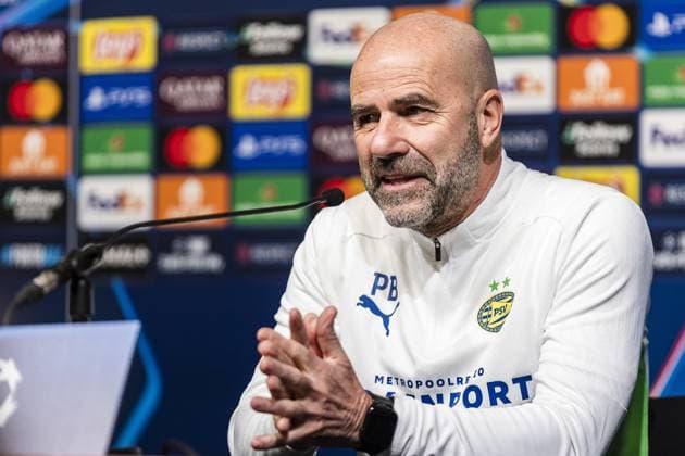 Sport Bilder des Tages GUINGAMP, 09-12-2024. Stade de Roudourou. press conference, PK, Pressekonferenz Peter Bosz, prior to the match of thuesday. Press conference Peter Bosz  x26965920x Copyright: