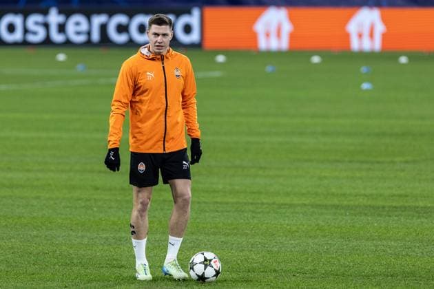 Pressekonferenz, FC Shakhtar Donetsk, 09.12.2024 Mykola Matviyenko (FC Shakhtar Donetsk, 22) Training, FC Shakhtar Donetsk, 09.12.2024 UEFA Champions League: FC Shakhtar Donetsk - FC Bayern München; Arena AufSchalke, Gelsenkirchen; Copyright: xBEAUTIFULxSPORTS Buriakovx