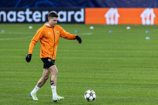 Pressekonferenz, FC Shakhtar Donetsk, 09.12.2024 Mykola Matviyenko (FC Shakhtar Donetsk, 22)n Training, FC Shakhtar Donetsk, 09.12.2024 UEFA Champions League: FC Shakhtar Donetsk - FC Bayern München; Arena AufSchalke, Gelsenkirchen; Copyright: xBEAUTIFULxSPORTS Buriakovx