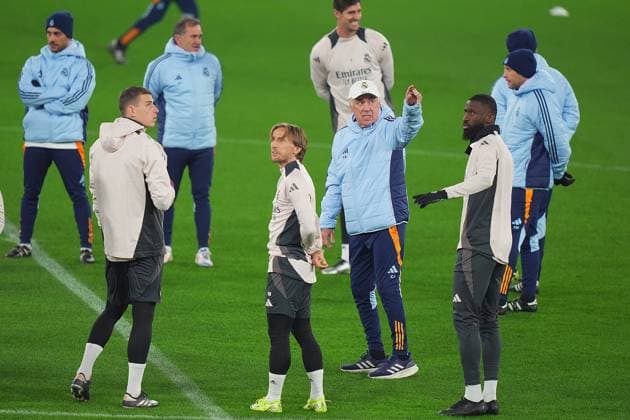 Real Madrid s head coach Carlo Ancelotti , Real Madrid s Luka Modric , Real Madrid s Antonio Rudiger during the training session the day before the Uefa Champions League soccer match between Atalanta and Real Madrid a at the Gewiss Stadium in Bergamo, north Italy - Monday , December 9 , 2024. - Soccer .  Copyright: xSpada LaPressex