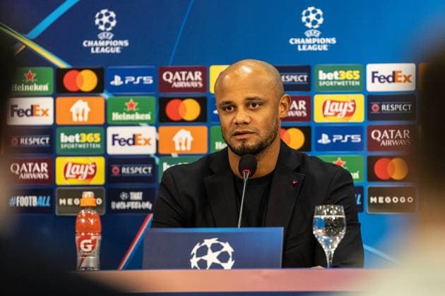 Pressekonferenz, FC Bayern München, 09.12.2024 Vincent Kompany (FC Bayern München, Cheftrainer) Pressekonferenz, FC Bayern München, 09.12.2024 UEFA Champions League: FC Shakhtar Donetsk - FC Bayern München; Arena AufSchalke, Gelsenkirchen; Copyright: xBEAUTIFULxSPORTS Buriakovx