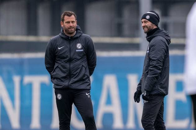 SOCCER - UEFA CL, Lille vs Sturm GRAZ,AUSTRIA,10.DEC.24 - SOCCER - UEFA Champions League, OSC Lille vs SK Sturm Graz, preview, training Sturm. Image shows head coach Juergen Saeumel and assistant coach Michael Madl (Sturm).  GEPAxpictures xAvnixRetkoceri