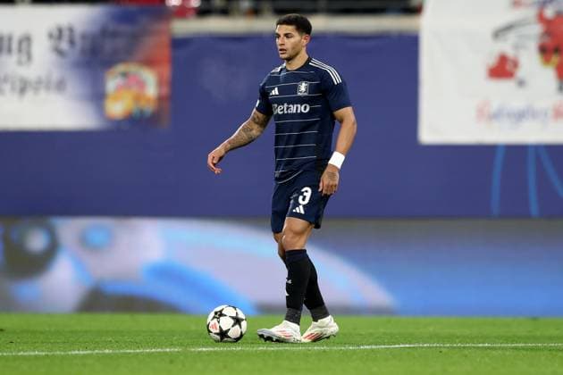10.12.2024, xtgx, Fussball UEFA Champions League, RB Leipzig - Aston Villa emspor, v.l. Diego Carlos (Aston Villa FC) (DFL DFB REGULATIONS PROHIBIT ANY USE OF PHOTOGRAPHS as IMAGE SEQUENCES and or QUASI-VIDEO) Leipzig