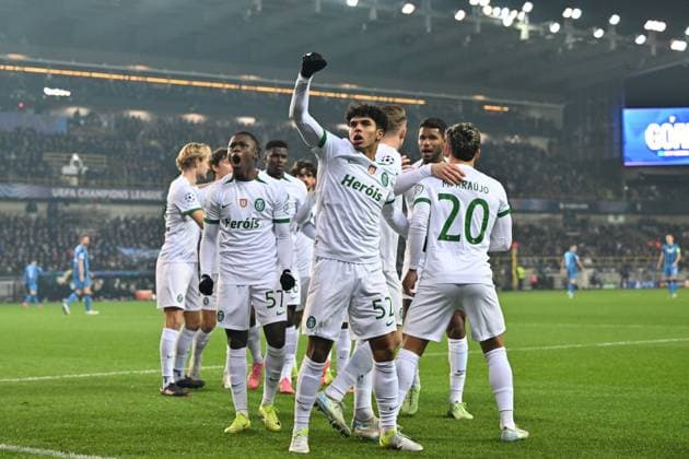 241210 Champions League MD 6 Club Brugge vs Sporting CP players of Sporting with Joao Simoes (52) of Sporting celebrate after scoring the 0-1 goal during a soccer game between Belgian Club Brugge KV and Portugese Sporting CP Lissabon in the UEFA Champions League League Phase day 6 of the 2024-25 season, on Tuesday 10 December 2024 in Brugge , Belgium . PHOTO Isosport David Catry Brugge Belgium  Copyright: xDavidxCatryx 20241210DC2_7103