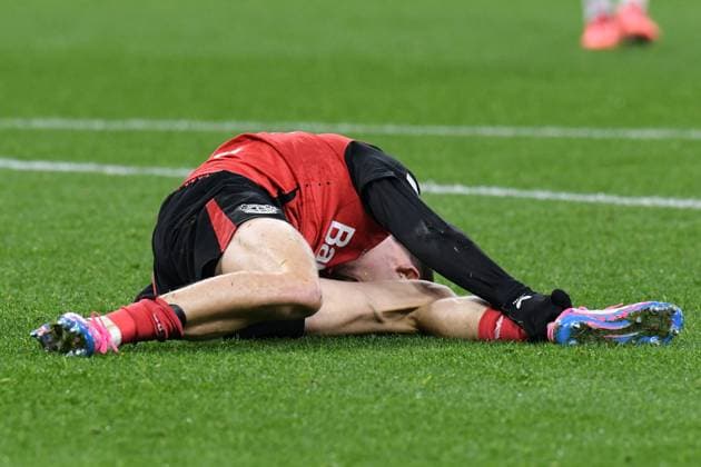 Florian Wirtz ( Bayer 04 Leverkusen ) mit schmerzen am Boden. GER, Bayer 04 Leverkusen vs Inter Mailand, Fussball, UEFA Champions League, Ligaphase, Spielzeit 2024 2025, 10.12.2024 GER, Bayer 04 Leverkusen vs Inter Mailand, Fussball, UEFA Champions League, Gruppenphase, Spielzeit 2024 2025, 10.12.2024 Leverkusen Copyright: xEibner-Pressefoto ThomasxThienelx EP_TTL