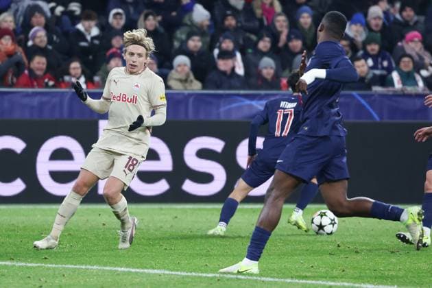 SOCCER - UEFA CL, RBS vs PSG SALZBURG,AUSTRIA,10.DEC.24 - SOCCER - UEFA Champions League, Red Bull Salzburg vs Paris Saint German. Image shows Mads Bidstrup (RBS).  GEPAxpictures xDavidxGeieregger