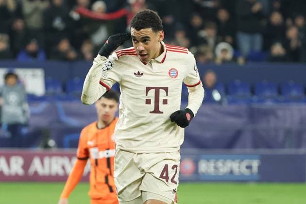 UEFA Champions League - Schachtar Donezk - FC Bayern München am 10.12.2024 in der Arena auf Schalke in Gelsenkirchen Jubel, Torjubel, Torschuetze, Torschütze Jamal Musiala (Muenchen 42) jubelt nach seinem Tor zum 1 zu 4