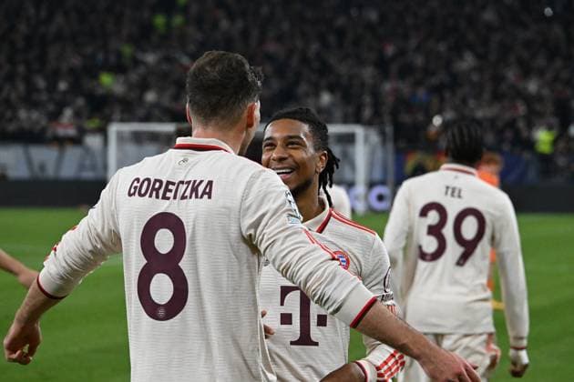 10.12.2024, xsltx, Fussball UEFA Champions League, Schachtar Donezk - FC Bayern München emspor, v.l. Torjubel nach dem Tor zum celebrating the goal celebrate 1:3 durch Michael Olise (FC Bayern Muenchen) Leon Goretzka (FC Bayern Muenchen) (DFL DFB REGULATIONS PROHIBIT ANY USE OF PHOTOGRAPHS as IMAGE SEQUENCES and or QUASI-VIDEO) Gelsenkirchen