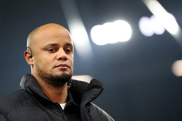 Cheftrainer Vincent Kompany (FC Bayern München) beim Spiel der Champions League (Saison 2024 25) Schachtar Donezk - FC Bayern München Copyright: Thomas Pakusch