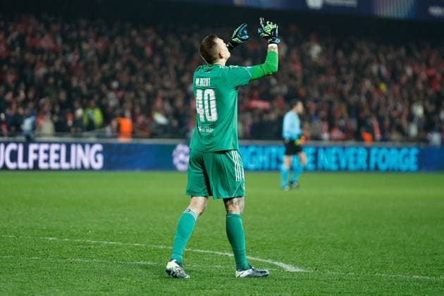 GUINGAMP, 10-12-2024. Stade de Roudourou. UEFA Champions League season 2024 25, match between PSV and Stade Brest 29, Stade Brest goalkeeper Marco Bizot Brest - PSV  x26978662x Copyright: