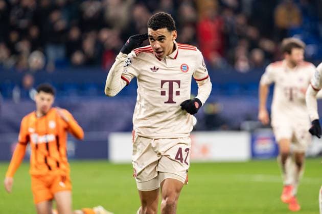 GER, Champions League, FC Shakhtar Donetsk vs FC Bayern München Muenchen 10.12.2024, Veltins Arena, Gelsenkirchen, GER, Champions League, FC Shakhtar Donetsk vs FC Bayern München Muenchen Im Bild: Torjubel Jubel ueber das Tor zum 1:4 durch Jamal Musiala (FC Bayern München Muenchen, 42)