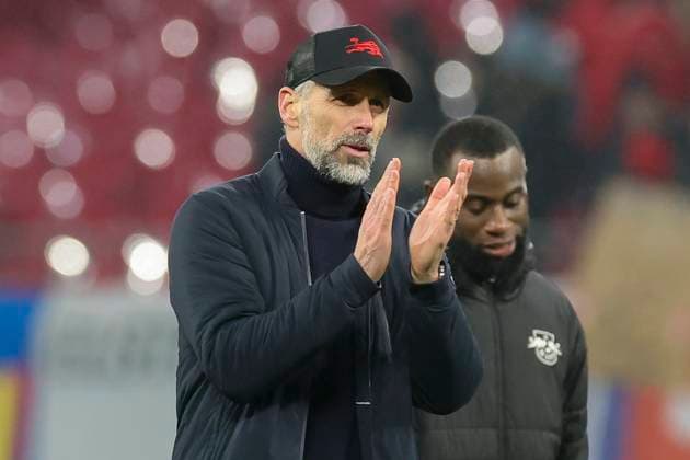 Trainer Marco Rose (RB Leipzig) schaut enttaeuscht, UEFA Champions League 2024 25 League Phase MD6, RB Leipzig v Aston Villa FC, Red Bull Arena am 10. December 2024 in Leipzig, Deutschland. (Foto von Marco Steinbrenner DeFodi Images) Trainer Marco Rose (RB Leipzig) looks dejected, UEFA Champions League 2024 25 League Phase MD6, RB Leipzig v Aston Villa FC, Red Bull Arena (Leipzig), December 10, 2024 in Leipzig, Germany. (Photo by Marco Steinbrenner DeFodi Images) Defodi-700_leipzig_aston_20241210_089