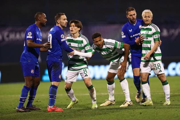 Zagreb, 10.12.2024. - Maksimir Stadium, UEFA CHAMPIONS LEAGUE - 2024 25, League phase, Matchday 6, GNK Dinamo - Celtic. Players preparing for free-kick 