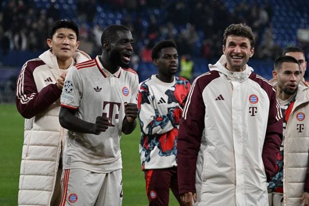10.12.2024, xsltx, Fussball UEFA Champions League, Schachtar Donezk - FC Bayern München emspor, v.l. Jubel, Freude über den Sieg bei den Bayern Min-jae Kim (FC Bayern Muenchen) Dayot Upamecano (FC Bayern Muenchen) Thomas Mueller (FC Bayern Muenchen) (DFL DFB REGULATIONS PROHIBIT ANY USE OF PHOTOGRAPHS as IMAGE SEQUENCES and or QUASI-VIDEO) Gelsenkirchen
