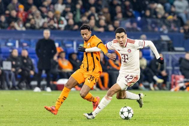 UEFA Champions League: FC Shakhtar Donetsk - FC Bayern München; 10.12.2024 Jamal Musiala (FC Bayern München, 42), Newertton (FC Shakhtar Donetsk, 39) UEFA Champions League: FC Shakhtar Donetsk - FC Bayern München; Arena AufSchalke, Gelsenkirchen; 10.12.2024 Copyright: xBEAUTIFULxSPORTS Buriakovx