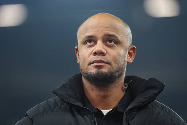 UEFA Champions League - Schachtar Donezk - FC Bayern München am 10.12.2024 in der Veltins Arena in Gelsenkirchen Trainer Vincent Kompany (Muenchen)