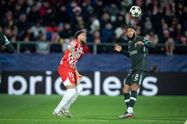 Sport Bilder des Tages Girona FC Vs Liverpool FC in Girona, Spain - 10 Dec 2024 Joe Gomez (Liverpool FC) seen in action during a UEFA Champions League match between Girona FC and Liverpool FC at Estadi Municipal de Montilivi. Final Score: Girona FC 0 - Liverpool FC 1. Girona Spain Copyright: xFelipexMondinox xSOPAxImagesx SP0522-1179