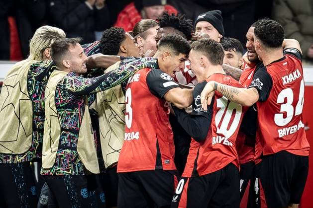 UEFA Champions League, Bayer 04 Leverkusen - Inter Mailand; 10.12.2024 Jubeltraube nach dem späten Treffer zum 1:0 durch Nordi Mukiele (Bayer 04 Leverkusen, 23); UEFA Champions League, Bayer 04 Leverkusen - Inter Mailand, Spieltag 6 am 10.12.2024 in der BayArena in Leverkusen. Copyright: xBEAUTIFULxSPORTS AxelxKohringx