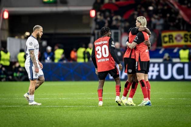 UEFA Champions League, Bayer 04 Leverkusen - Inter Mailand; 10.12.2024 Nach dem Abpfiff: Alejandro Grimaldo (Bayer 04 Leverkusen, 20), Robert Andrich (Bayer 04 Leverkusen, 8) freuen sich, Federico Dimarco (Inter Mailand, 32) ist frustriert; UEFA Champions League, Bayer 04 Leverkusen - Inter Mailand, Spieltag 6 am 10.12.2024 in der BayArena in Leverkusen. Copyright: xBEAUTIFULxSPORTS AxelxKohringx