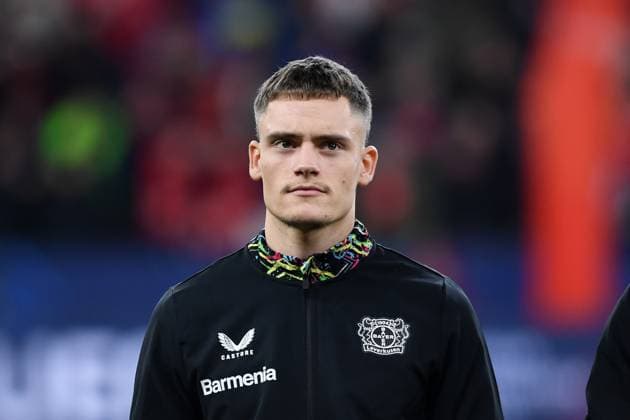 Florian Wirtz (Bayer 04 Leverkusen) schaut waehrend des Spiels der UEFA Champions League 2024 25 Ligen-Phase 6. Spieltag zwischen Bayer 04 Leverkusen und Inter Mailand, BayArena am 10. December 2024 in Leverkusen, Deutschland. (Foto von Ralf Treese DeFodi Images) +++ Florian Wirtz (Bayer 04 Leverkusen) schaut during the UEFA Champions League 2024 25 League Phase MD6 match between Bayer 04 Leverkusen and FC Internazionale Milano at BayArena on December 10, 2024 in Leverkusen, Germany. Defodi-521_LEVINT20241210_062