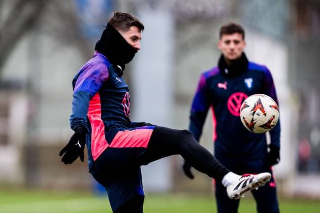 241211 Lasse Berg Johnsen of Malmö FF during a UEFA Europa League training session on December 11, 2024 in Malmö. Photo: Petter Arvidson BILDBYRAN kod PA PA0938 fotboll football soccer fotball uefa europa league träning practice training malmö ff bbeng Copyright: PETTERxARVIDSON BB241211PA005