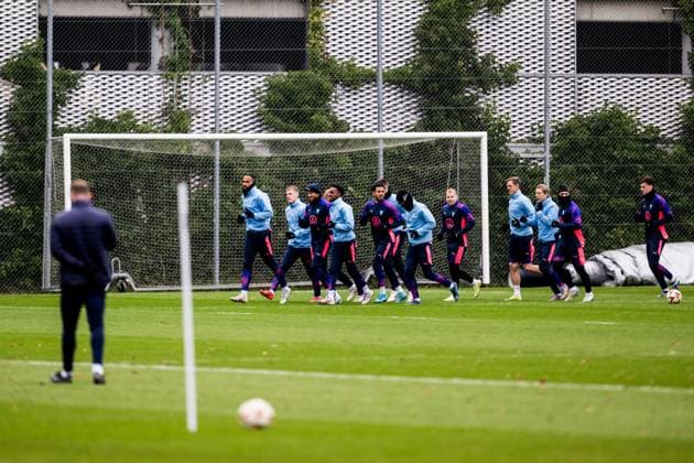 241211 Isaac Kiese Thelin, Taha Ali and Sergio Pena of Malmö FF during a UEFA Europa League training session on December 11, 2024 in Malmö. Photo: Petter Arvidson BILDBYRAN kod PA PA0938 fotboll football soccer fotball uefa europa league träning practice training malmö ff bbeng Copyright: PETTERxARVIDSON BB241211PA010