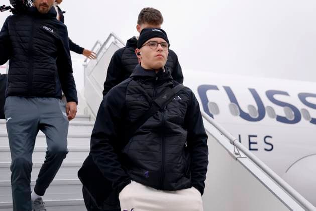 Slavia Praha v RSC Anderlecht - UEFA Europa League Media Activities 11 12 2024 PRAGUE, CZECH REPUBLIC - DECEMBER 11 : Simic Jan-Carlo defender of RSC Anderlecht pictured during arrival at the airport of Prague prior the UEFA Europa League 2024 25 League Phase MD6 match between Slavia Praha and RSC Anderlecht on December 11, 2024 in Prague, Czech Republic, 11 12 2024 Prague Czech Republic  Copyright: xJanxDexMeuleneirx