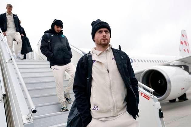 Slavia Praha v RSC Anderlecht - UEFA Europa League Media Activities 11 12 2024 PRAGUE, CZECH REPUBLIC - DECEMBER 11 : Coosemans Colin goalkeeper of RSC Anderlecht pictured during arrival at the airport of Prague prior the UEFA Europa League 2024 25 League Phase MD6 match between Slavia Praha and RSC Anderlecht on December 11, 2024 in Prague, Czech Republic, 11 12 2024 Prague Czech Republic  Copyright: xJanxDexMeuleneirx