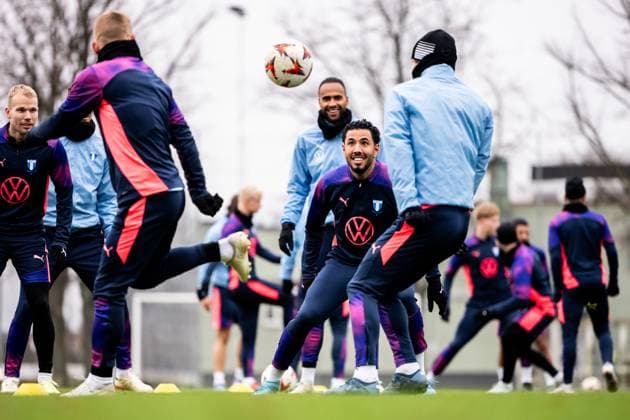 241211 Sergio Pena of Malmö FF during a UEFA Europa League training session on December 11, 2024 in Malmö. Photo: Petter Arvidson BILDBYRAN kod PA PA0938 fotboll football soccer fotball uefa europa league träning practice training malmö ff bbeng Copyright: PETTERxARVIDSON BB241211PA048