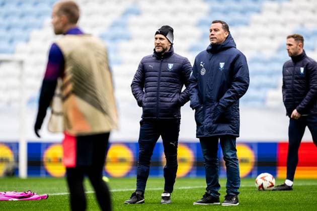 241211 Head coach Henrik Rydström and Sports director Daniel Andersson of Malmö FF during a UEFA Europa League training session on December 11, 2024 in Malmö. Photo: Petter Arvidson BILDBYRAN kod PA PA0938 fotboll football soccer fotball uefa europa league träning practice training malmö ff bbeng Copyright: PETTERxARVIDSON BB241211PA057