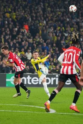 Sebastian Szymanski of Fenerbahce during the UEFA Europa League 2024 25 League Phase MD6 match between Fenerbahce SK and Athletic Club at on December 11, 2024 in Istanbul, Turkey. (Photo by Seskimphoto ) Fenerbahce v Athletic Bilbao - UEFA Europa League 