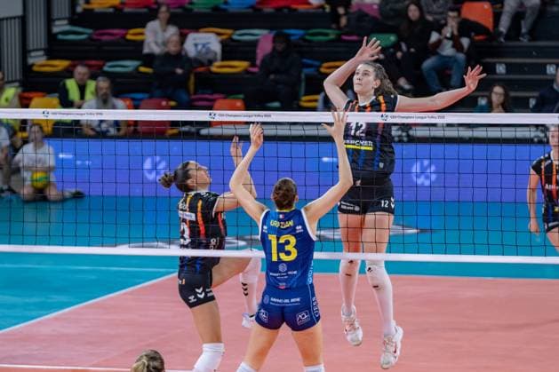 Varela Gomez Lucia (Allianz Mtv Stuttgart) during Savino del Bene Scandicci vs Allianz MTV Stuttgart, CEV Champions League Women volleyball match in Firenze , Italy, December 11 2024  Copyright: xSaraxEsposito IPAxSportx xipa-agency.netx xx IPA_52320466 IPA_Agency_IPA52320466