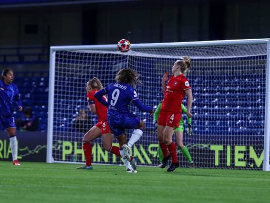 Stamford Bridge, London, 11th December 2024: Catarina Macario (9 Chelsea) floats the ball into the back of the net to score during the UEFA Women s Champions League game between Chelsea and FC Twente at Stamford Bridge, London, England on Wednesday 11th December 2024. (Claire Jeffrey SPP) Copyright: xClairexJeffreyx xSPPx spp-en-ClJeSp-CJ-SPP-FOOTBALL-CHEvTWE019