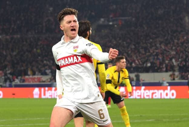 Sport Themen der Woche KW50 Sport Bilder des Tages 11.12.2024, Deutschland, Stuttgart, Fußball Champions League, VfB Stuttgart vs. Young Boys Bern, Jubel nach dem 1:1 Tor, Torschütze Angelo Stiller (VfB) *** 11 12 2024, Germany, Stuttgart, Football Champions League, VfB Stuttgart vs Young Boys Bern, cheering after the 1 1 goal, scorer Angelo Stiller VfB