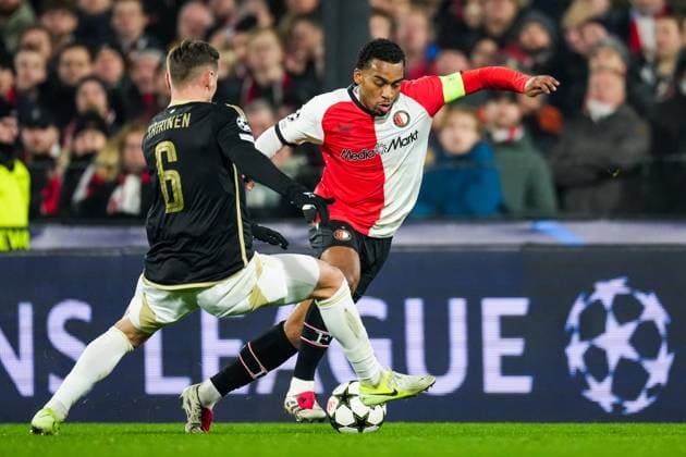 UEFA Champions League: Feyenoord v AC Sparta Praha Rotterdam - Kaan Kairinen of AC Sparta Praga, Quinten Timber of Feyenoord during the sixth round of new format of the Champions League 2024 2025. The match is set between Feyenoord and AC Sparta Praha at Stadion Feijenoord De Kuip on 11 December 2024 in Rotterdam, The Netherlands. Copyright: xTomxBodex