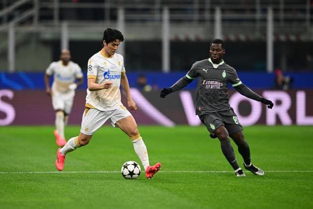 AC Milan v FK Crvena Zvezda - UEFA Champions League 2024 25 League Phase MD6 Young Woo Seol of FK Crvena Zvezda plays during the UEFA Champions League match between AC Milan and FK Crvena Zvezda at Giuseppe Meazza in Milan, Italy, on December 11, 2024. Milan Italy  Copyright: xAndreaxDiodatox originalFilename:diodato-acmilanv241211_npBjY.jpg