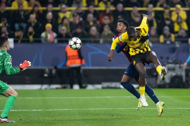GER, Champions League, Borussia Dortmund vs FC Barcelona, Barca 11.12.2024, SIgnal Iduna Park, Dortmund, GER, Champions League, Borussia Dortmund vs FC Barcelona Im Bild: Sehrou Guirassy (Borussia Dortmund, 9) beim Kopfball