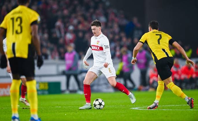 Angelo Stiller (VfB Stuttgart) controls the ball during the UEFA Champions League 2024 25 League Phase MD6 match between VfB Stuttgart and BSC Young Boys at MHPArena on December 11, 2024 in Stuttgart, Germany. (Photo by Silas Schueller DeFodi Images) Defodi-738_738_VFBYBB_20241211_145