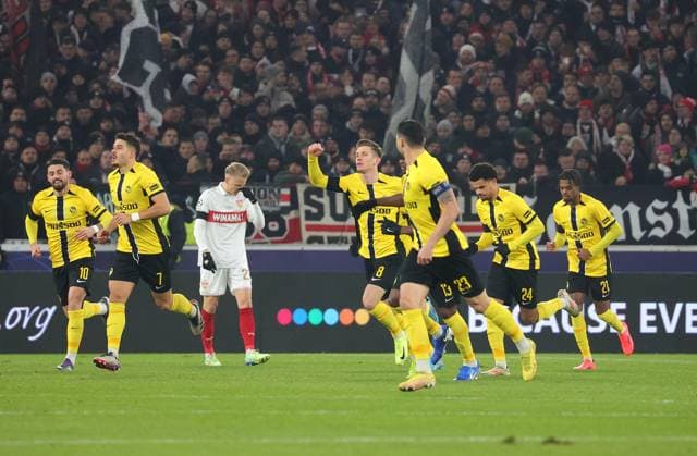 11.12.2024, Deutschland, Stuttgart, Fußball Champions League, VfB Stuttgart vs. Young Boys Bern, Jubel nach dem 0:1 Tor, Torschütze Lukasz Lakomy (YB)