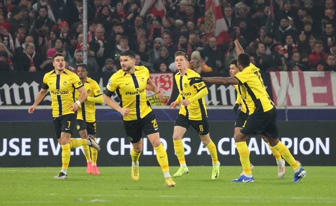 11.12.2024, Deutschland, Stuttgart, Fußball Champions League, VfB Stuttgart vs. Young Boys Bern, Jubel nach dem 0:1 Tor, Torschütze Lukasz Lakomy (YB)