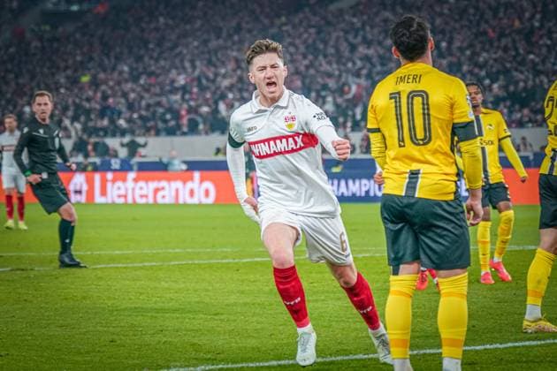 Fussball UEFA Champions League 2024 2025, 6. Spieltag - VfB Stuttgart vs. BSC Young Boys Bern YB - Stuttgart Arena: Tor und Torjubel nach dem 1:1 Torschuss durch Angelo Stiller (VfB Stuttgart, 06) Copyright: xJOERANxSTEINSIEKx