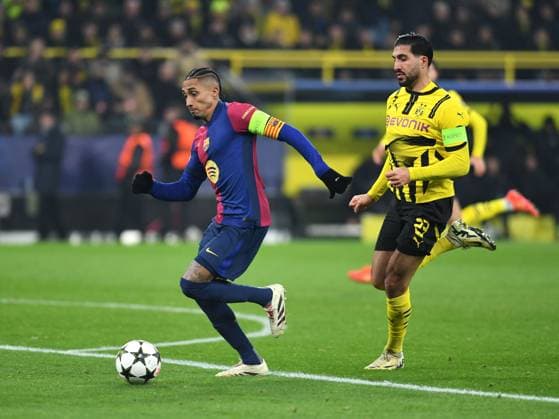 persons} auf dem Weg zum Tor zum 0:1 waehrend des Spiels der UEFA Champions League 2024 25 Ligen-Phase 6. Spieltag zwischen Borussia Dortmund und FC Barcelona, Barca SIGNAL IDUNA PARK am 11. December 2024 in Dortmund, Deutschland. (Foto von Ralf Treese DeFodi Images) +++ Raphinha (FC Barcelona) und Emre Can (Borussia Dortmund) on the way to score his team™s first goal during the UEFA Champions League 2024 25 League Phase MD6 match between Borussia Dortmund and FC Barcelona at Signal Iduna Park on December 11, 2024 in Dortmund, Germany. Defodi-521_BVBFCB20241211_024