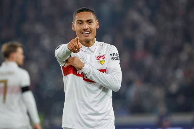 Torjubel bei Enzo Millot (VfB Stuttgart, 08) nach seinem Tor zum 2:1 , Fussball, UEFA Champions League, 6. Spieltag, 2024 2025, VfB Stuttgart vs. Young Boys Bern, 11.12.2024, Arena Stuttgart, Stuttgart, Deutschland Stuttgart Arena Stuttgart Baden-Württemberg Deutschland Copyright: xGrantxHubbsx