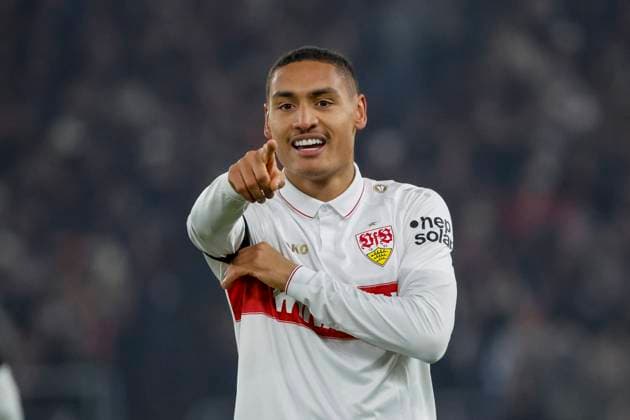 Torjubel bei Enzo Millot (VfB Stuttgart, 08) nach seinem Tor zum 2:1 , Fussball, UEFA Champions League, 6. Spieltag, 2024 2025, VfB Stuttgart vs. Young Boys Bern, 11.12.2024, Arena Stuttgart, Stuttgart, Deutschland Stuttgart Arena Stuttgart Baden-Württemberg Deutschland Copyright: xGrantxHubbsx