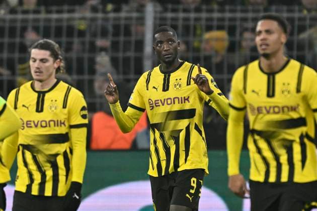 Serhou Guirassy (Dortmund 9) jubelt nach dem Tor zum 1:1 durch Elfmeter 11.12.2024 Fussball, Champions League, Borussia Dortmund vs FC Barcelona, Barca Signal Iduna Park, Dortmund, NRW Germany
