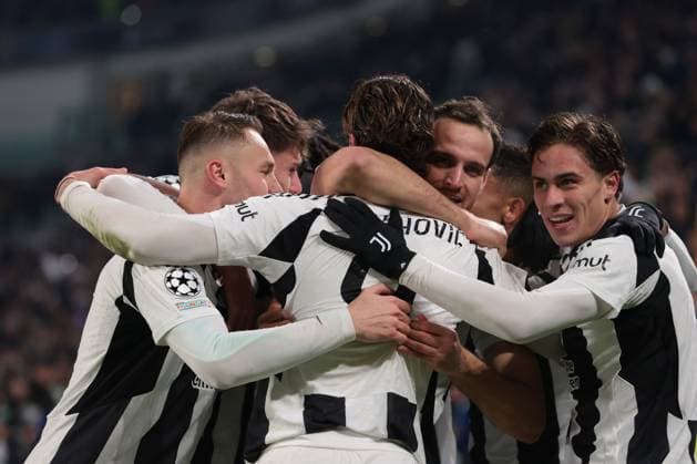 Turin, Italy, 11th December 2024. Dusan Vlahovic of Juventus celebrates with team mates after scoring to give the side a 1-0 lead during the UEFA Champions League match at Juventus Stadium, Turin. Picture credit should read: Jonathan Moscrop Sportimage EDITORIAL USE ONLY. No use with unauthorised audio, video, data, fixture lists, club league logos or live services. Online in-match use limited to 120 images, no video emulation. No use in betting, games or single club league player publications. SPI-3517-0025