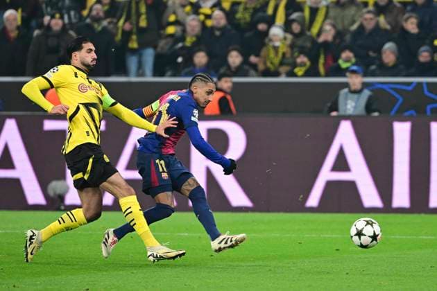 Tor zum 0:1 durch Raphinha 11 FC Barcelona, Barca , Borussia Dortmund vs. FC Barcelona , Fussball, Champions League, 6. Spieltag, 11.12.2024 Dortmund Nordrhein-Westfalen Deutschland