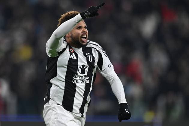 Db Torino 11 12 2024 - Champions League Juventus-Manchester City foto Daniele Buffa Image nella foto: esultanza gol Weston McKennie 